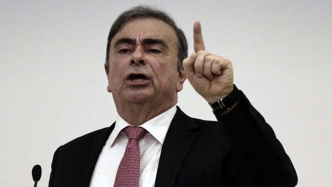 Carlos Ghosn di Libanon menggugat Nissan dengan ganti rugi nyaris Rp15 triliun atas kerugiannya selama masa penangkapannya di Jepang.