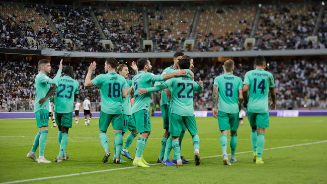 Real Madrid melangkah ke final Piala Super Spanyol setelah menang 3-1 atas Valencia di semifinal, Kamis (9/1) dini hari WIB.