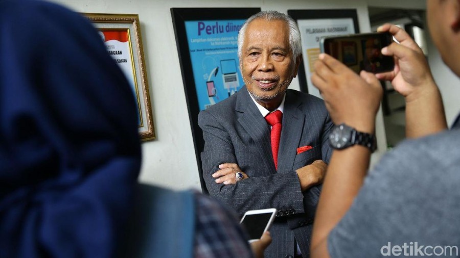 PN Jaksel mengadakan mediasi atas gugatan perdata OC Kaligis terhadap Kejagung yang menyeret nama Novel Baswedan&period; Hasilnya&comma; mediasi tersebut deadlock atau gagal&period;