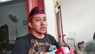 img-title Alasan Makam Mantan Istri Sule Akhirnya Dipindahkan