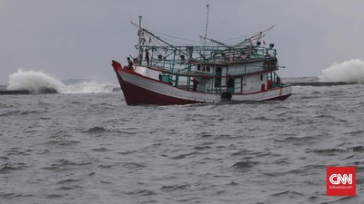 BMKG Minta Nelayan Jawa Siaga Gelombang Tinggi-Cuaca Ekstrem