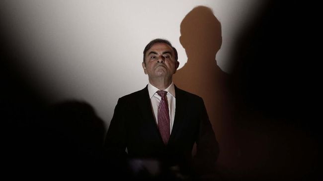 Jepang Desak Carlos Ghosn Kembali dan Hadapi Pengadilan