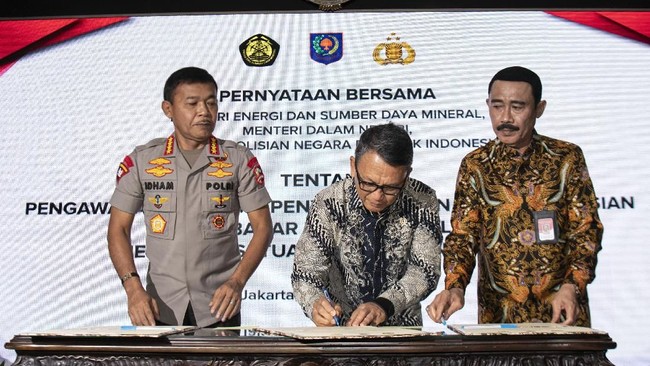 BPH Migas mengapresiasi sinergi antara Kementerian ESDM, Kementerian Dalam Negeri dan Polri terkait dengan pengawasan bersama penyediaan dan distribusi BBM.
