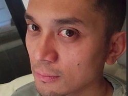 Viral di Inggris, Suami Angie Virgin Langsung Potong Rambut