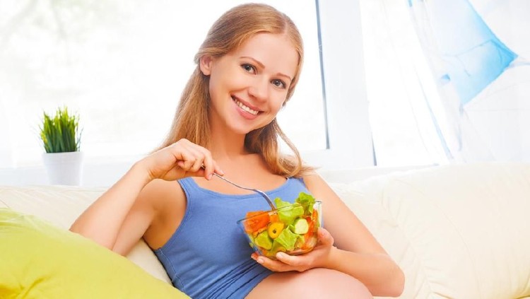 Protein dan asam folat Ibu hamil harus memenuhi kebutuhan zat gizi agar janin sehat dan normal. Apa yang dikonsumsi hendaknya bermanfaat bagi perkembangan janin selama di kandungan.