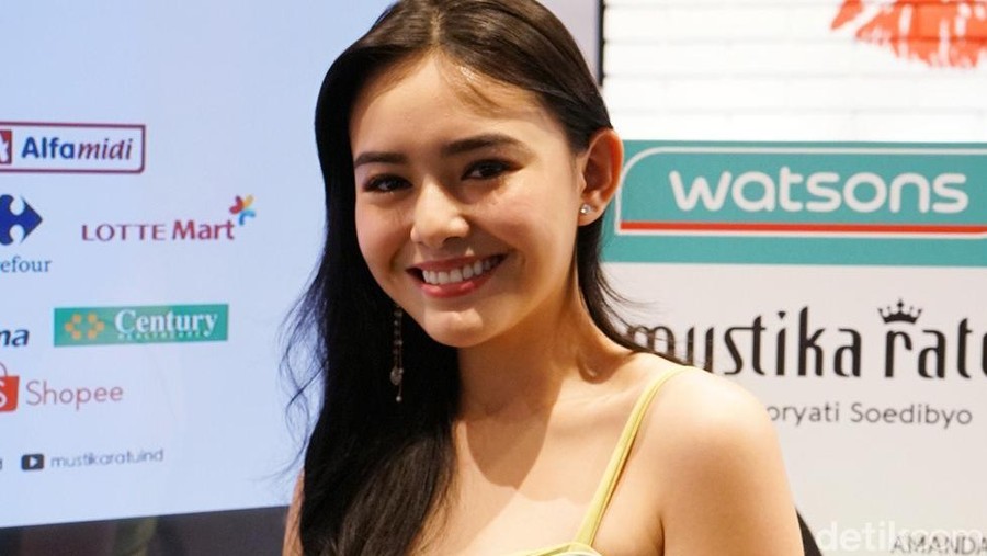 Amanda Manop saat ditemui di kawasan Pondok Indah.