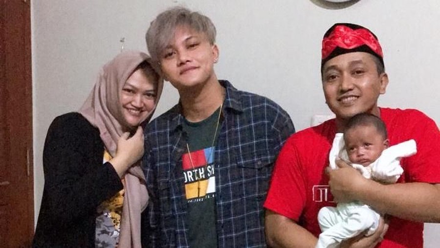 Teddy dan Lina