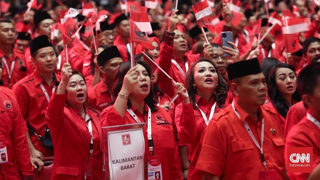 Terlepas siapa pun capres yang diusung, pengamat politik menilai PDIP tetap perlu berkoalisi dengan partai lain jika ingin memenangkan Pilpres 2024.