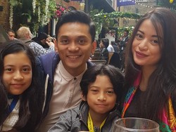 Mantap! Suami Angie Virgin Dipuji sebagai Penyelamat di Inggris