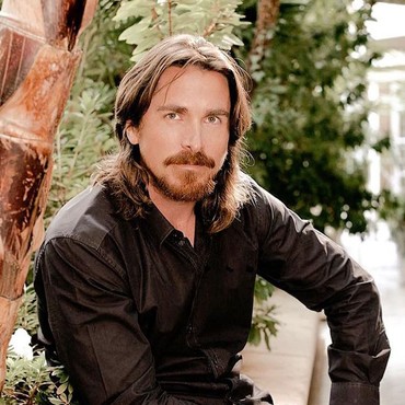 Tak Lagi Perankan Batman, Christian Bale Main Film Baru Marvel?
