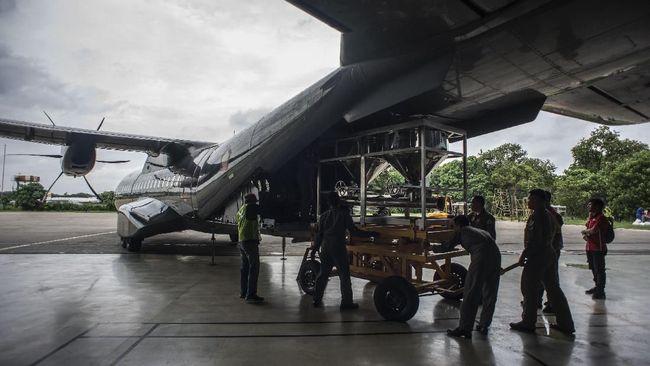 Beda Modifikasi Hujan Atasi Banjir Jabodetabek dan Karhutla