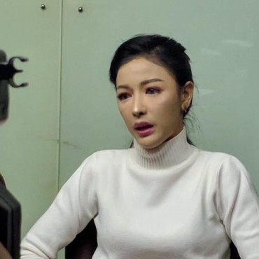 Siwi Sidi Pramugari Garuda Kaget Lihat Wajahnya Sendiri, Kenapa?