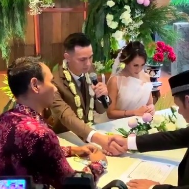 Terpopuler: Kisah Teddy & Mantan Istri hingga Marcell Darwin Nikah