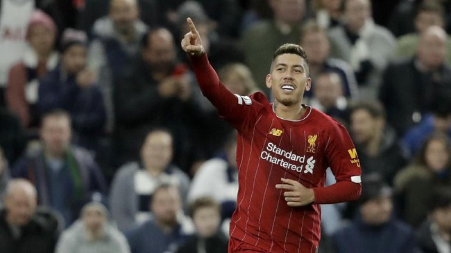 Kesalahan Liverpool bahkan tak mampu menghalangi mereka melaju mulus dalam perburuan Liga Inggris musim ini.