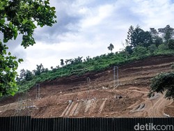 Ridwan Kamil Minta Proyek Resor Mewah di KBU Dihentikan