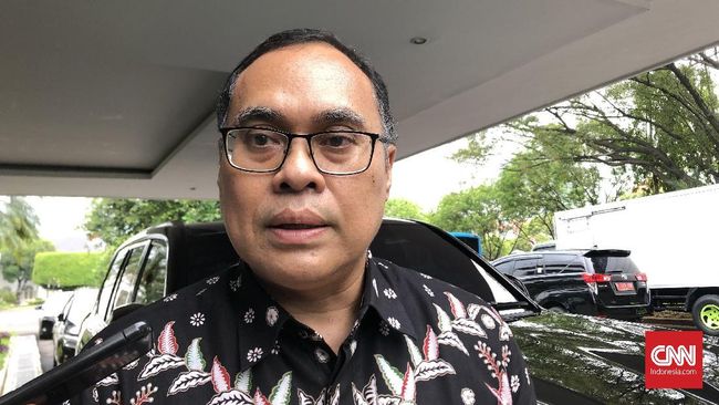 RI Dinilai Wajar Jika Usir Dubes Palestina Usai Hadiri KAMI Pakar hukum internasional menilai wajar jika pemerintah RI mengusir Dubes Palestina yang hadir di deklarasi KAMI dengan syarat dianggap intervensi politik.
