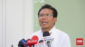 Jubir Buka Suara soal Viral NIK dan Sertifikat Vaksin Jokowi