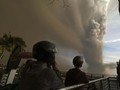Gunung Taal Filipina Erupsi, Warganet Kirim Doa