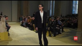 VIDEO: Ferragamo Rilis Koleksi Terbaru, Tonjolkan Fenimisme
