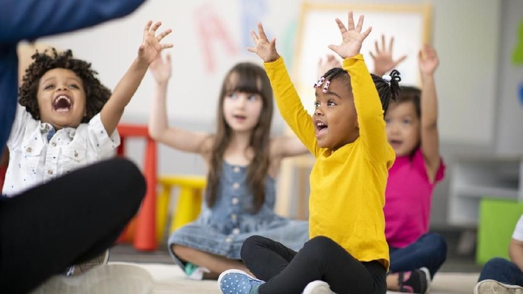 Bunda sedang cari sekolah TK di daerah Jakarta Barat untuk si kecil? Lihat rekomendasinya di sini ya, Bun. Ada yang berbasis agama, namun ada juga montessori.