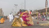 FOTO: Merayakan Voodoo Sebagai Jalan Hidup Di Benin, Afrika Selatan, Voodoo adalah hal yang sangat normal. Ia bukan hanya kepercayaan, melainkan sebuah jalan hidup yang dirayakan setiap tahun.