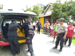 Gali Tanah Uruk, Petani di Kediri Temukan Ranjau Darat