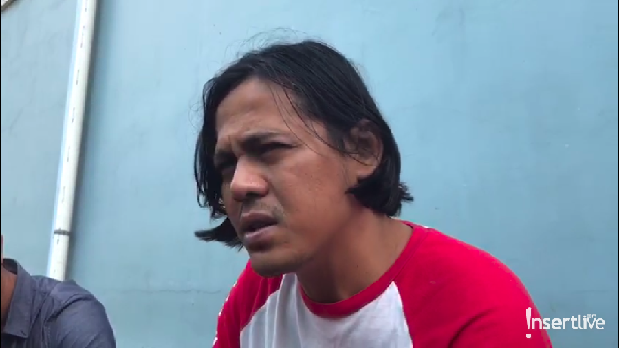 Mayky Wongkar mengungkapkan kesedihannya setelah ditinggal pergi Ria Irawan untuk selamanya.
