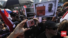 Lulung Bela Anies: 'Gak Betah di Jakarta? Udah Pergi'