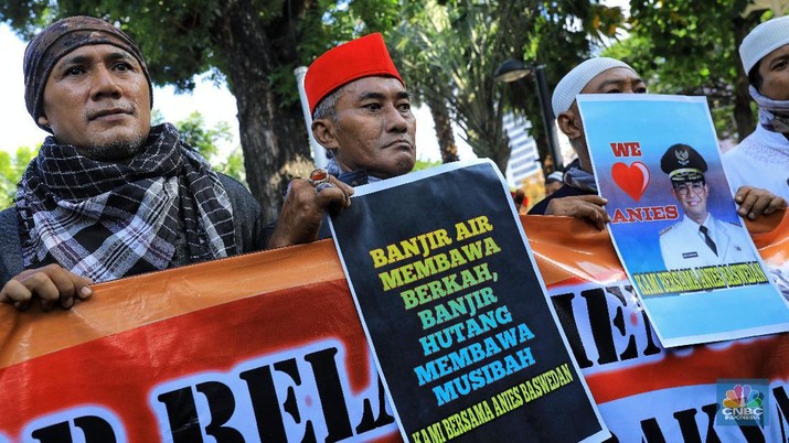 66 Tahun Hidup di Jakarta, Nenek Ini Baru Rasakan Banjir Sekarang