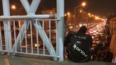 FOTO: Protes Salah Tembak Pesawat Buat Iran Bergolak Lagi Warga Iran berdemo menuntut tanggung jawab pemerintah akibat menembak pesawat maskapai Ukraina dengan rudal.