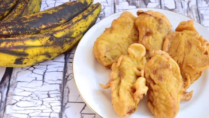 Fried Maduro Sweet Plantain on white background