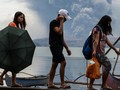 FOTO: Evakuasi Warga dari Amukan Gunung Taal