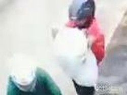 Terekam CCTV, Kambing Dimaling Saat Dijemur di Pinggir Jalan