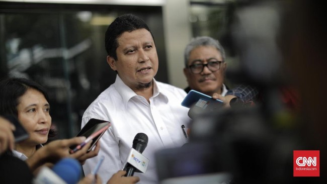 Ketua DKPP Muhammad diadukan ke majelis kehormatan terkait dugaan langgar etik dalam persidangan.