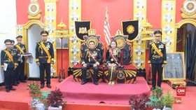 VIDEO: Polisi Tangkap Maharaja Keraton Agung Sejagat