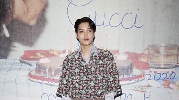 img-title Fans Berat, CEO Gucci Puji Gaya Unik Kai EXO