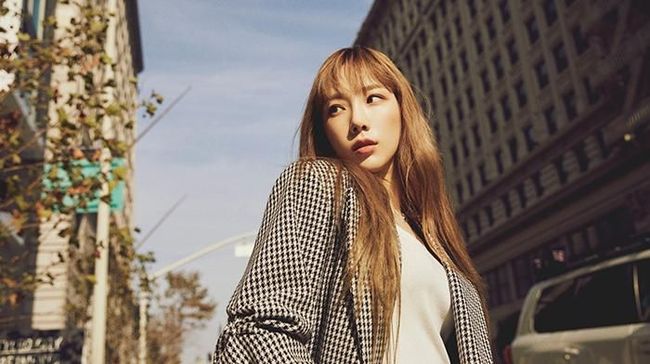 Berdasarkan daftar pemenang Seoul Music Awards 2020, Taeyeon dinobatkan sebagai Artist of the Year in Digital Release.