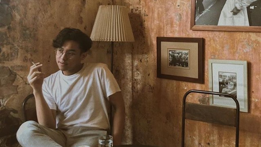 6. Ardhito Pramono Beberapa artis Indonesia yang mendapatkan karma karena telah menjelek-jelekan para idol K-Pop