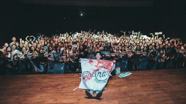 Eric Nam mengunjungi Jakarta untuk ketiga kalinya, Senin (13/1). Di konser itu, ia menyapa ramah penggemar yang disebut Namnation dan berdialog dengan hangat.