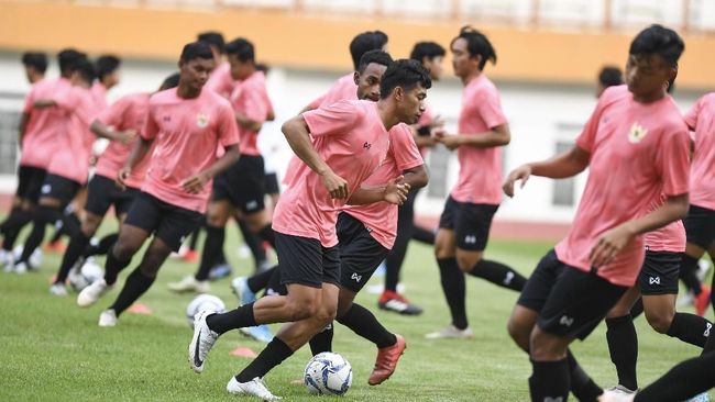 Timnas Indonesia U 19 Masih Fokus Perbaiki Fisik Di Thailand