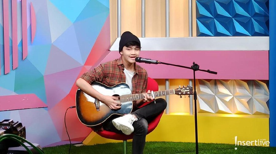 Ingin mendalami peran sebagai komposer, penyanyi muda Arash Buana siap bersekolah musik di Amerika.