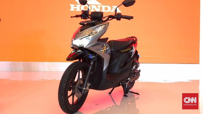 Angka konsumsi bahan bakar generasi terbaru Beat 2020 diklaim 60 km per liter, itu meningkat dari sebelumnya 59 km per liter.