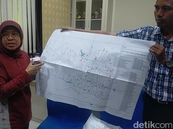 Ini yang Disiapkan Wali Kota Risma Saat Hujan Mengguyur Surabaya