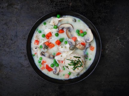 Resep Sup Ayam Jamur, Sajian Hangat untuk Makan Malam Keluarga