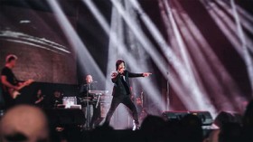 Mistikus Cinta Tutup Sesi Pertama Konser Dewa 19 di Bandung