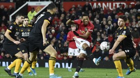 Keane: Martial Tak Pantas Main di MU