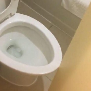 Cegah COVID-19, Semprotkan Benda-benda di Rumah Ini dengan Disinfektan