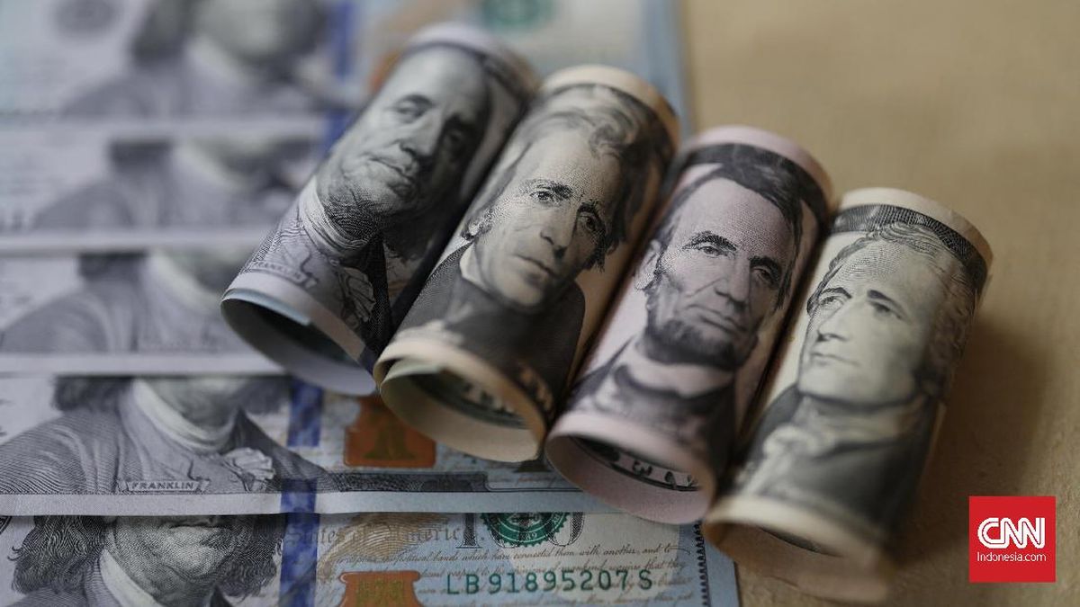 Polisi Gerebek Gudang Dolar AS Palsu di Jaksel, 2 Orang Ditangkap