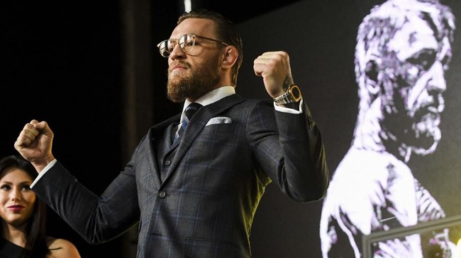 Mixed martial arts star Conor McGregor of Ireland attends a media briefing in central Moscow on October 24, 2019 to announce his next MMA combat schedule on January 18, 2020 in Las-Vegas. (Photo by Kirill KUDRYAVTSEV / AFP)