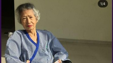 img-title Hari Ini, Ade Irawan akan Dimakamkan Satu Liang Lahat dengan Suaminya